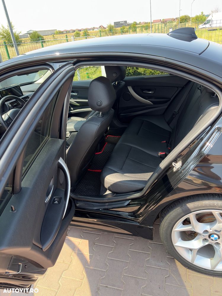 BMW Seria 3 318d M Sport - 8