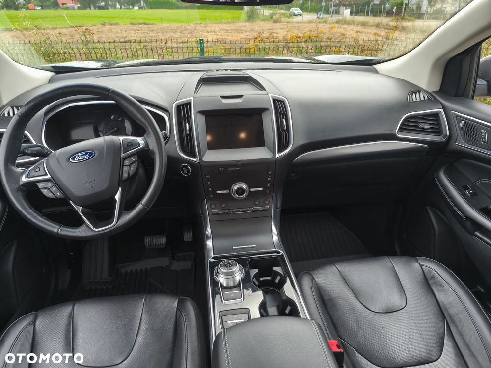Ford Edge - 16