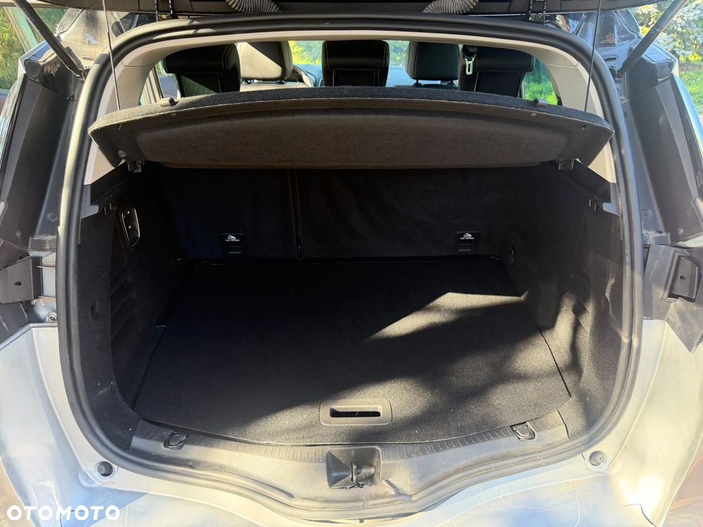 Renault Scenic TCe 140 GPF BOSE EDITION - 17