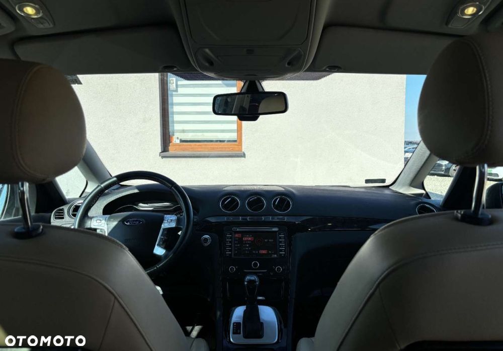 Ford S-Max - 19