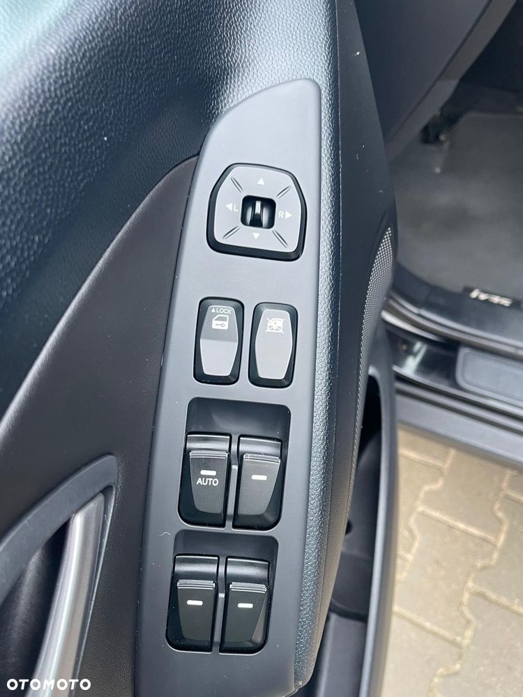 Hyundai ix35 2.0 4WD Premium - 27