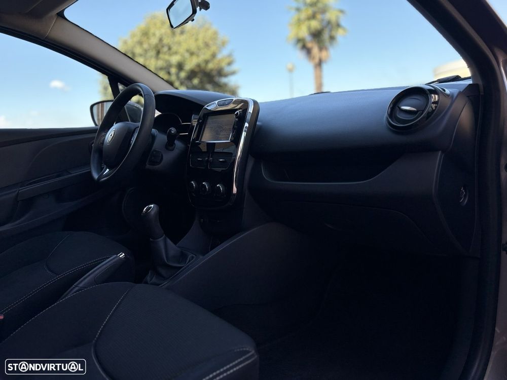 Renault Clio 1.5 dCi Dynamique S - 9