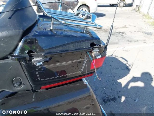 Harley-Davidson Electra - 12