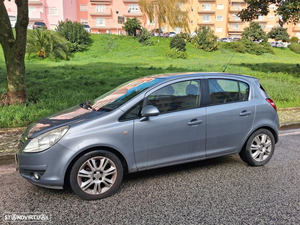 Opel Corsa 1.2 Enjoy - 2