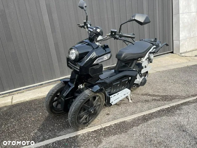 iamelectric iTank - 6