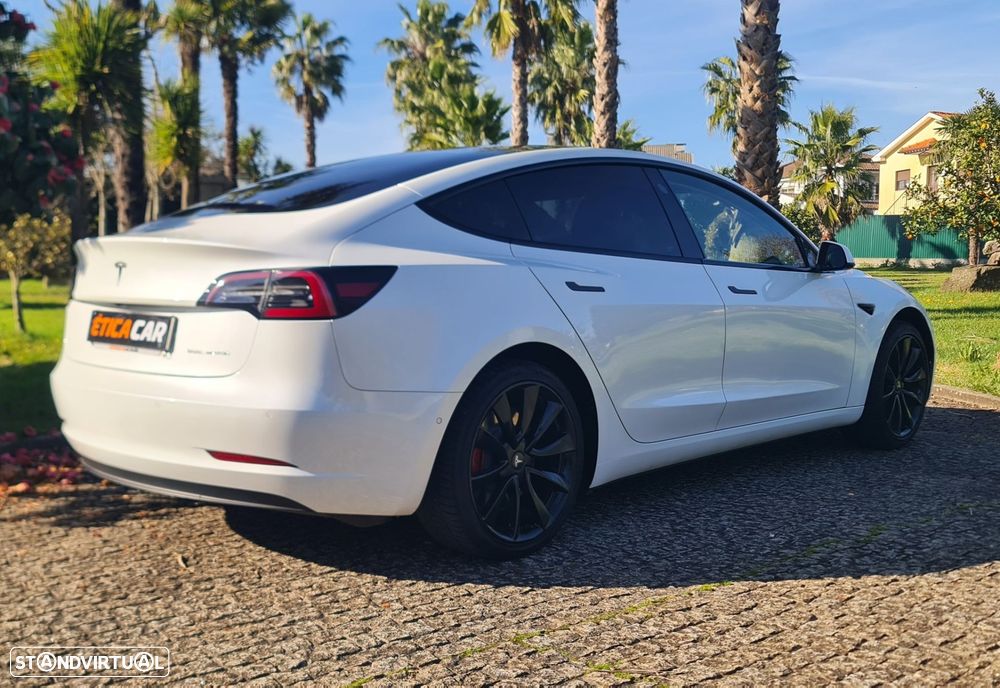 Tesla Model 3 Long-Range Dual Motor AWD - 13