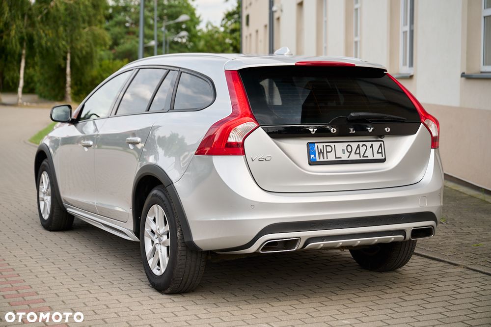 Volvo V60 D3 Geartronic Momentum - 7