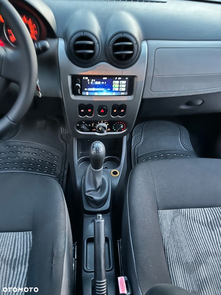 Dacia Sandero 1.2 16V Ambiance - 10