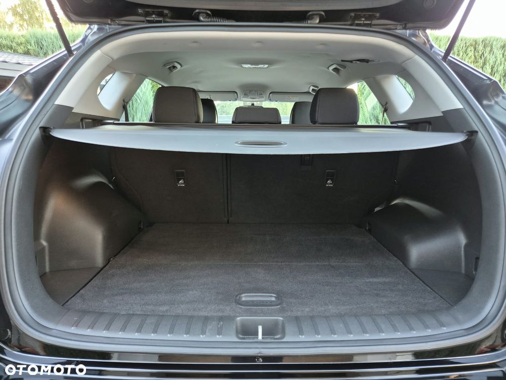 Hyundai Tucson 2.0 CRDI Comfort 4WD - 11