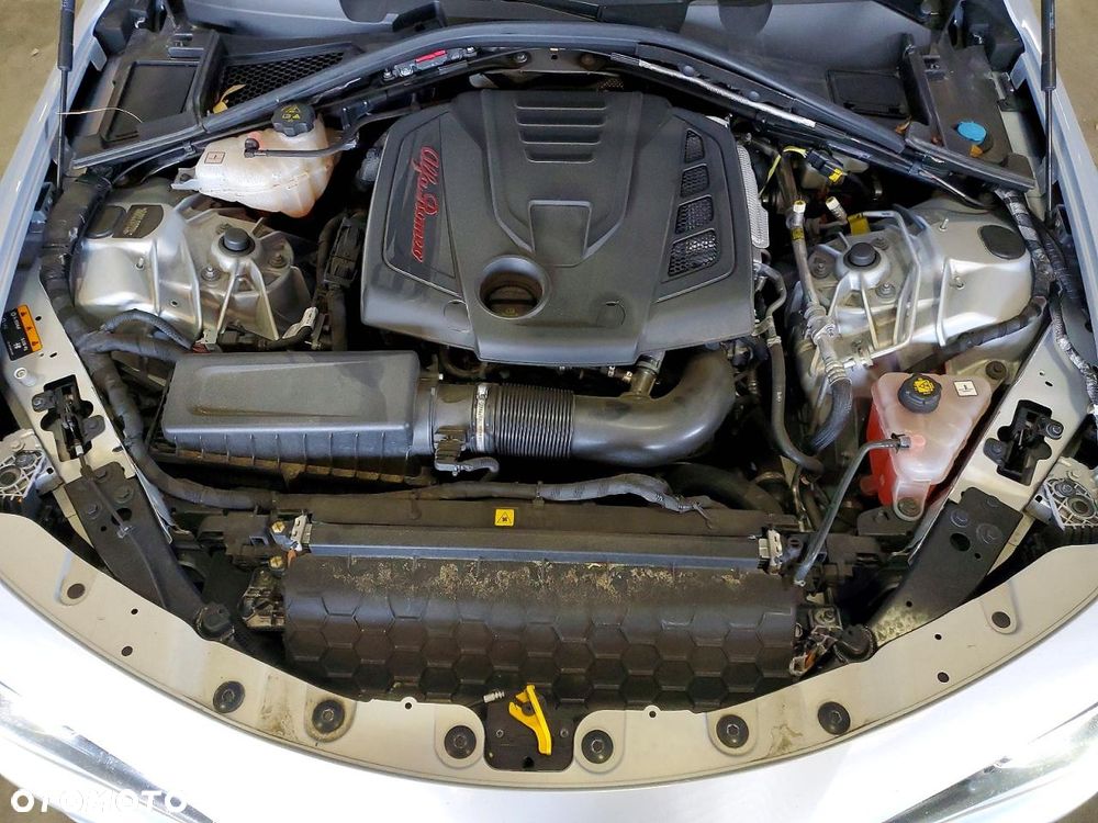 Alfa Romeo Giulia 2.0 Turbo Sprint - 12