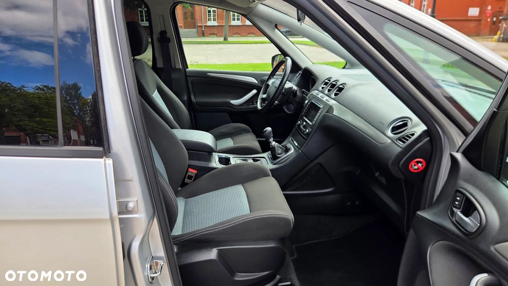 Ford S-Max 2.0 TDCi DPF Titanium - 23