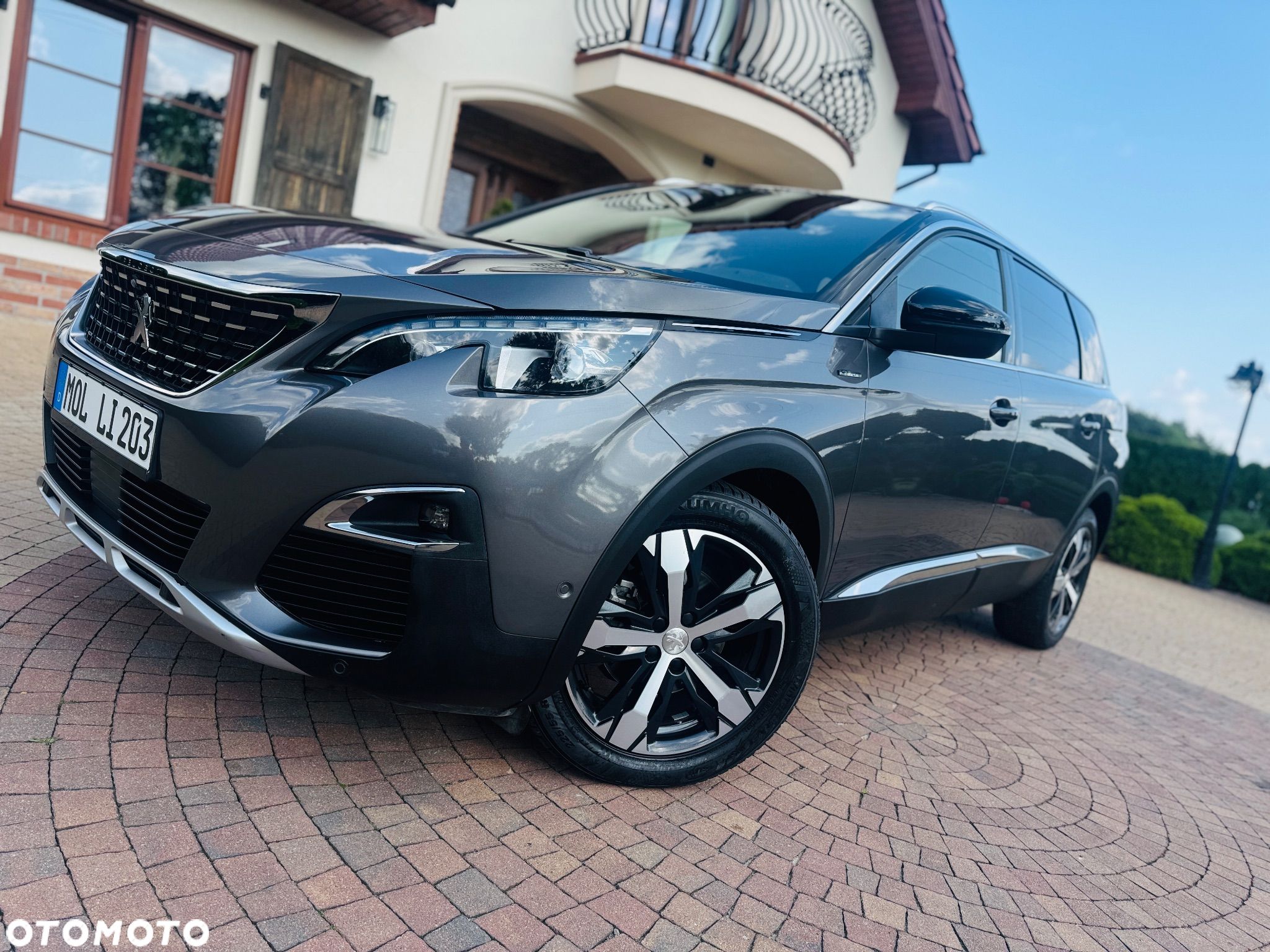 Peugeot 5008 1.6 BlueHDI Allure S&S EAT6 - 1