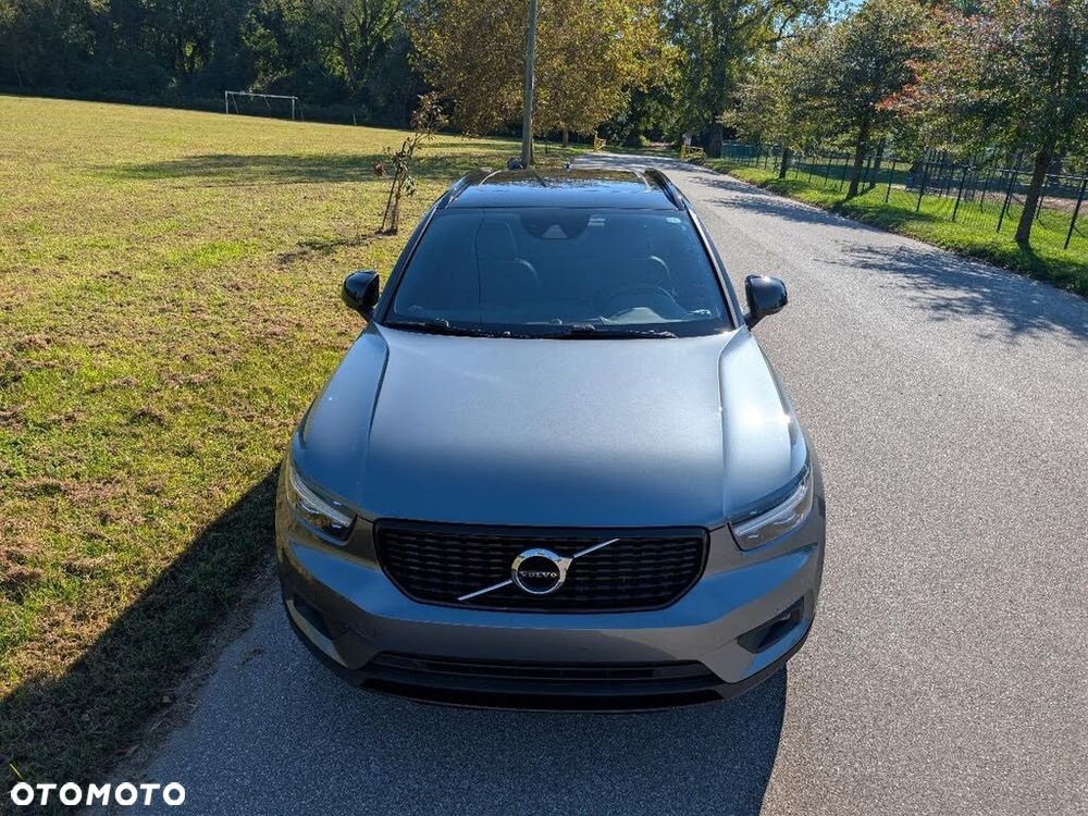 Volvo XC 40 - 22
