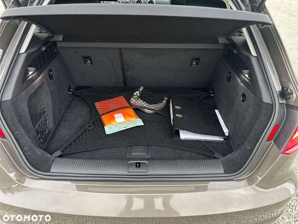Audi A3 Sportback 2.0 TDI S line Sportpaket - 38