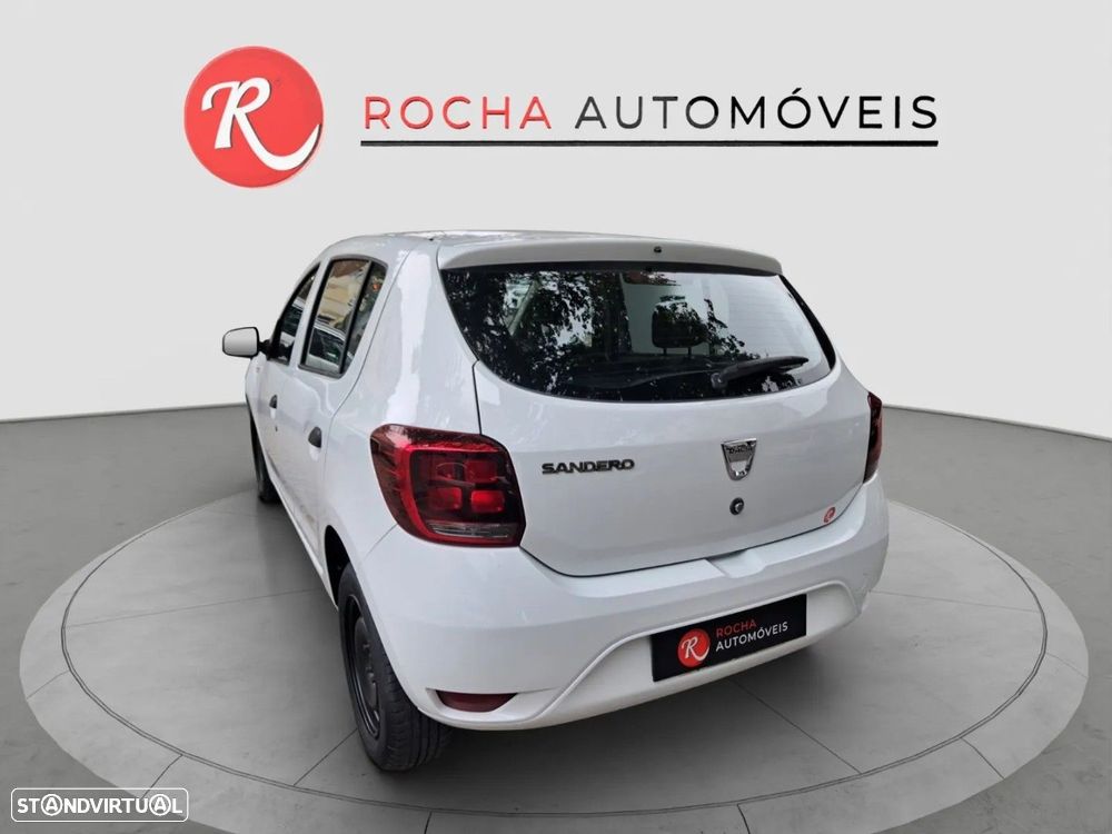 Dacia Sandero — fotografia 8