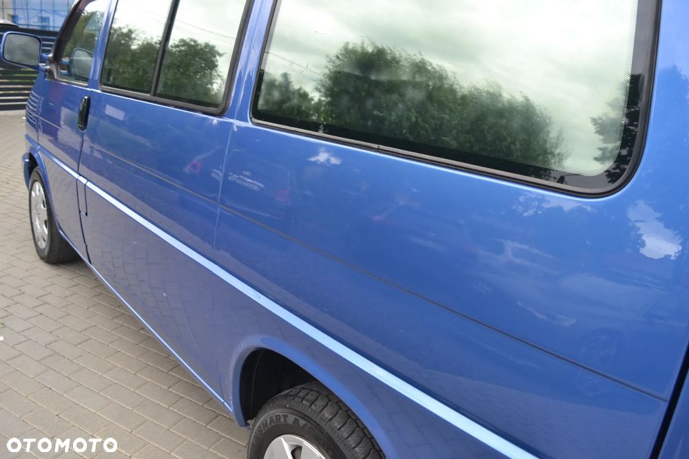 Volkswagen Multivan - 9