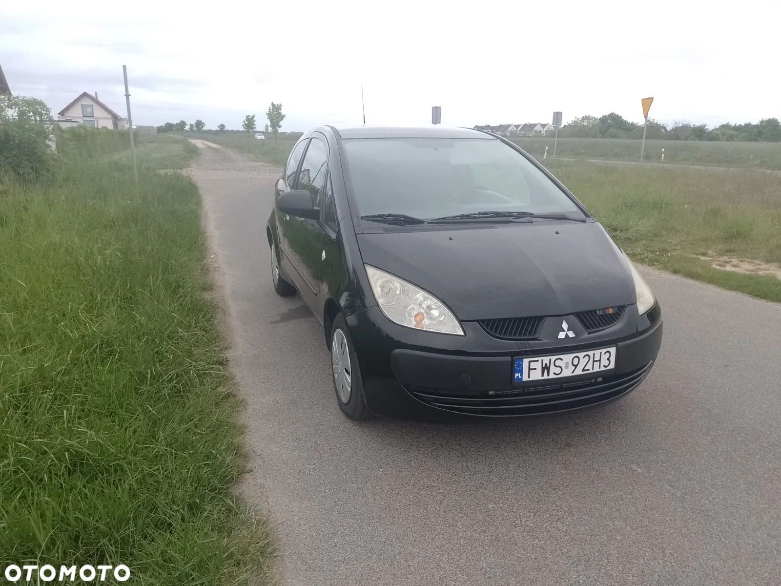 Mitsubishi Colt 1.3 Inform - 1