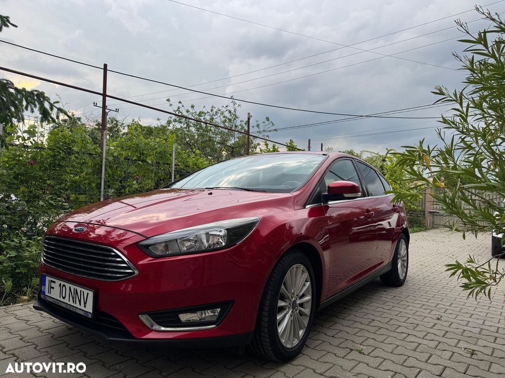 Ford Focus - 1