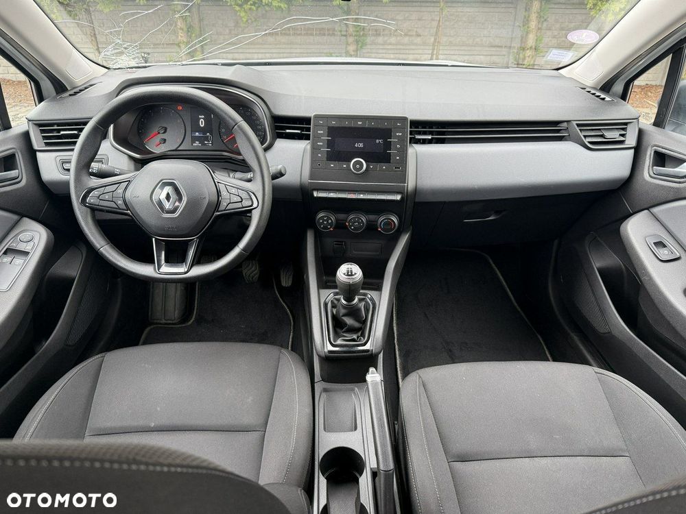 Renault Clio - 7