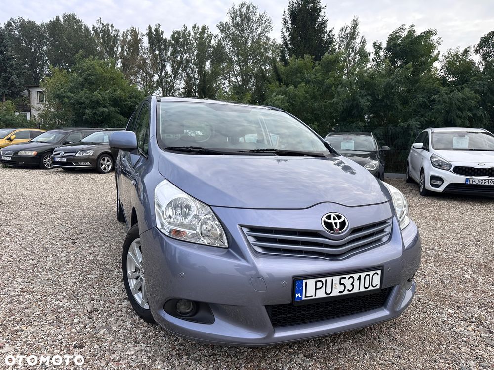 Toyota Verso 1.8 5-Sitzer Executive - 5