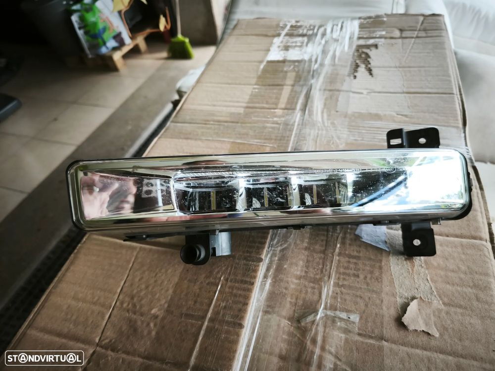 Farolim esquerdo nevoeiro led BMW G30 G31 - 7349131
