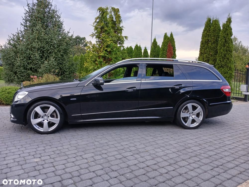 Mercedes-Benz Klasa E 200 T CGI BlueEFFICIENCY Automatik - 5