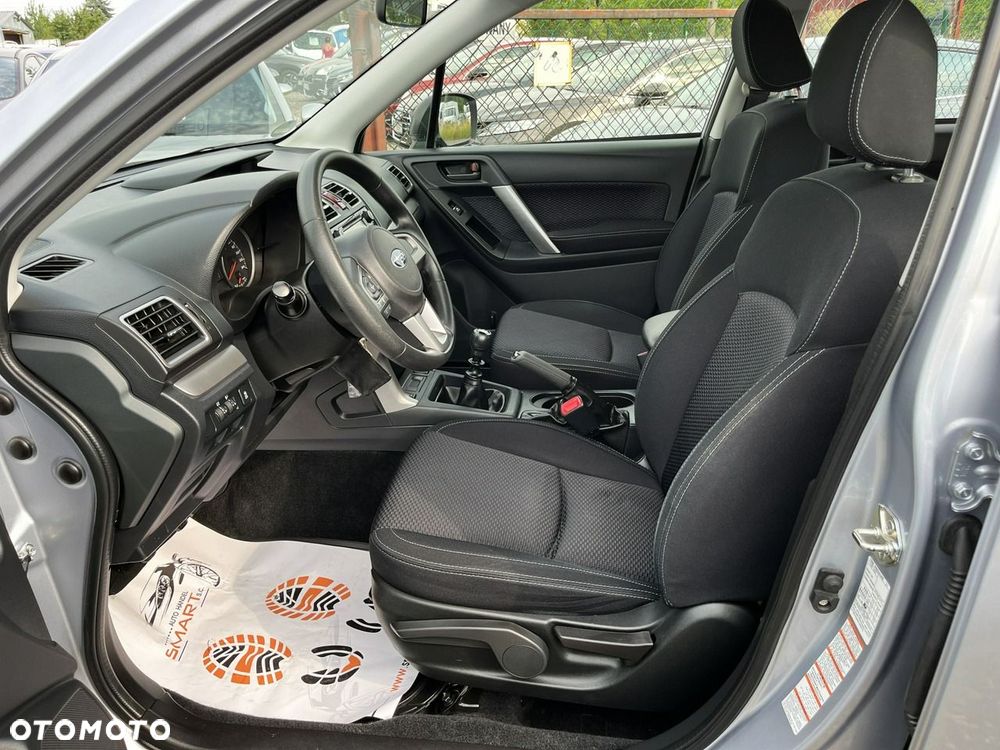 Subaru Forester 2.0 i Active - 27