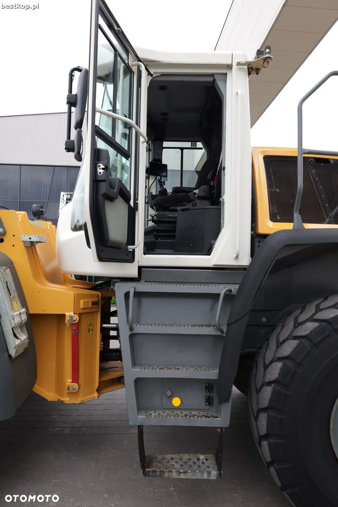 Liebherr 556 XPower - 26