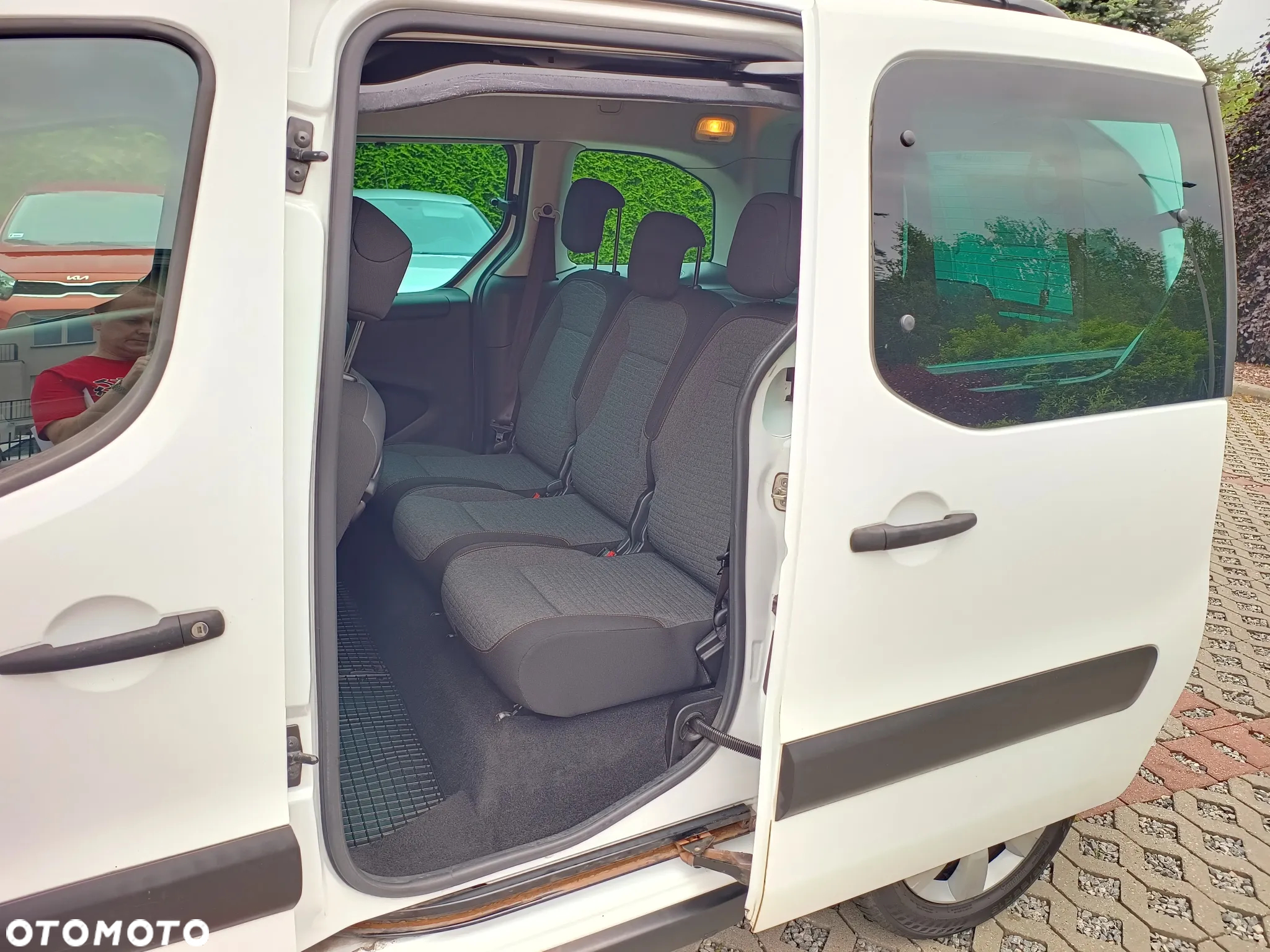 Citroën Berlingo 1.6 BlueHDi XTR S&S - 8