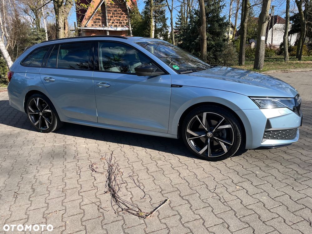 Skoda Octavia 2.0 TDI Sportline DSG - 4
