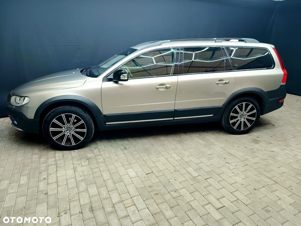 Volvo XC 70 - 9