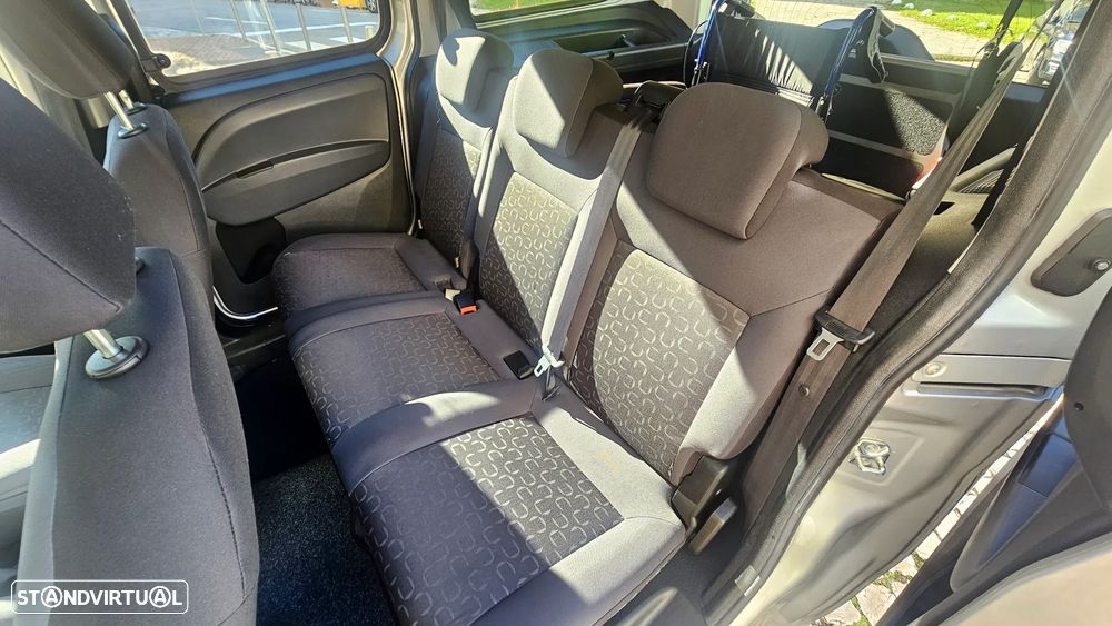 Fiat Doblo Combi 1.3 Multijet - 10