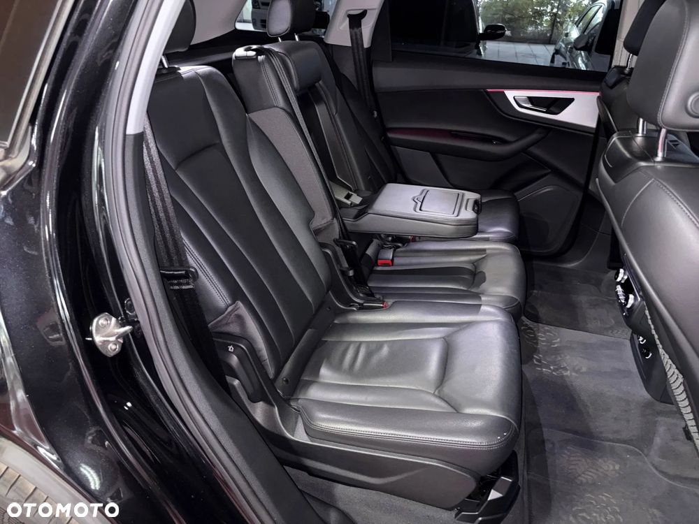 Audi Q7 - 8