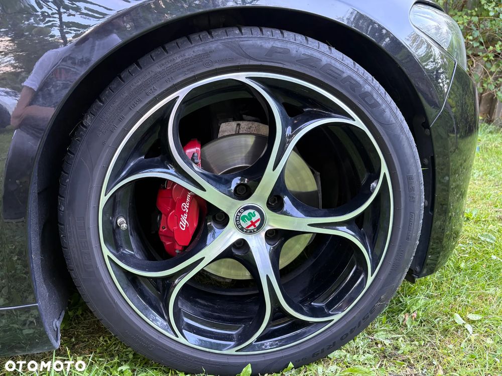 Alfa Romeo Giulia - 16
