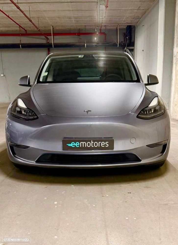 Tesla Model Y Performance Tração Integral - 23