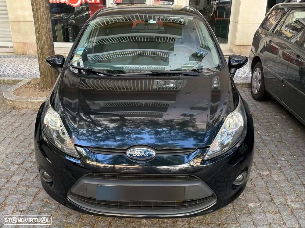 Ford Fiesta - 2