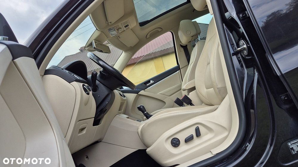 Volkswagen Tiguan - 8