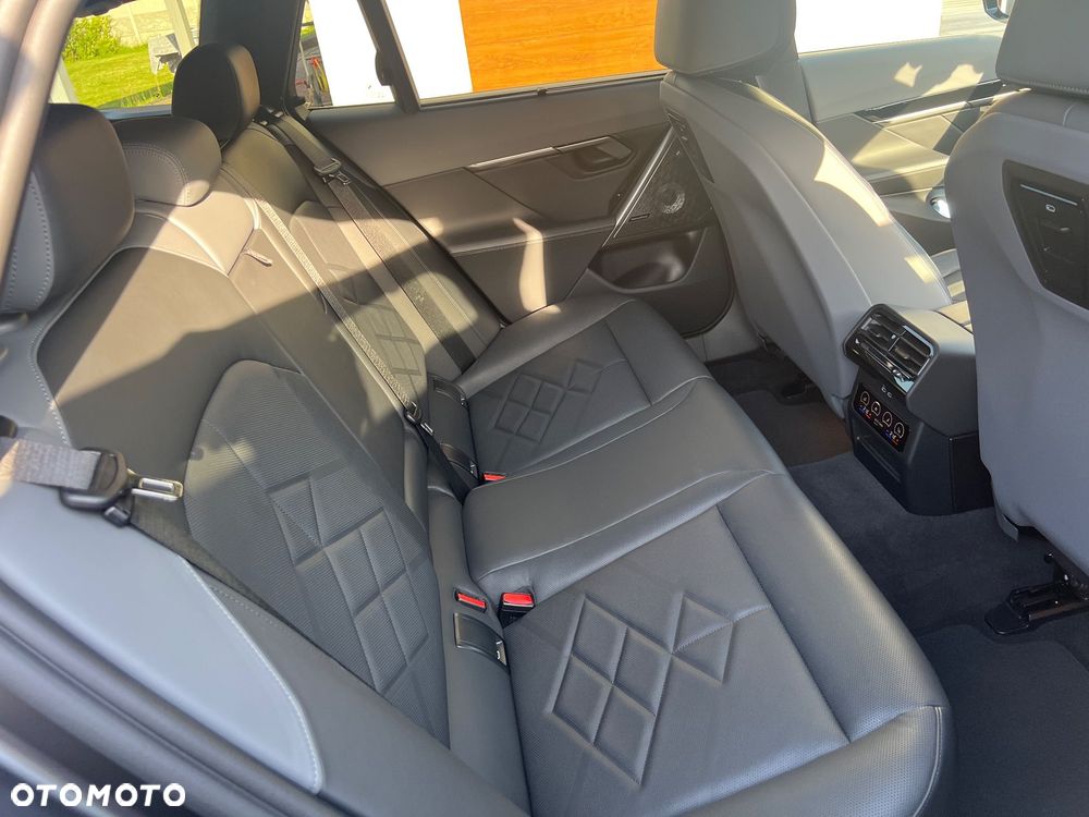 BMW Seria 5 540d xDrive mHEV M Sport - 4