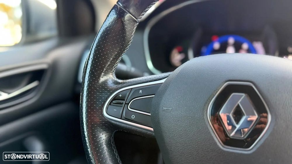 Renault Mégane 1.5 Blue dCi GT Line - 23