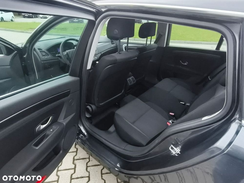 Renault Laguna - 16