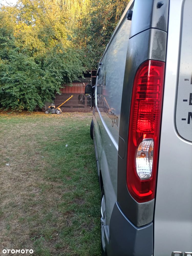 Opel Vivaro - 14