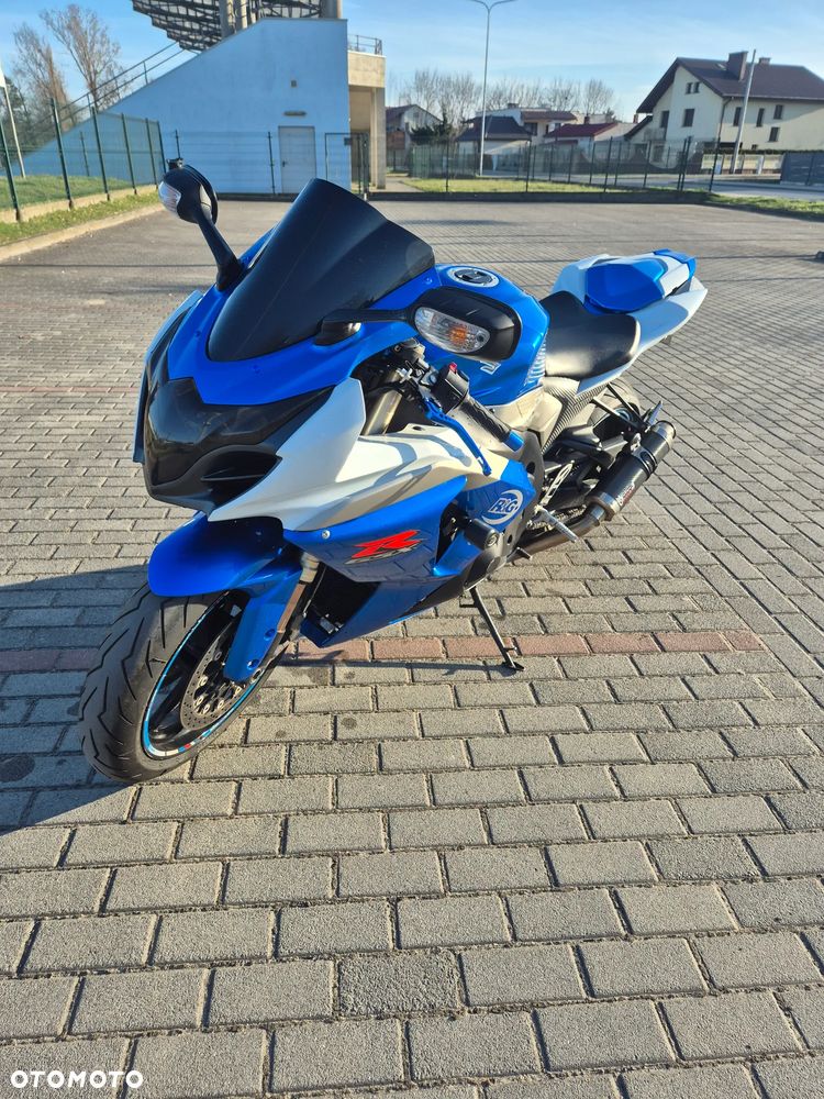 Suzuki GSX-R - 3