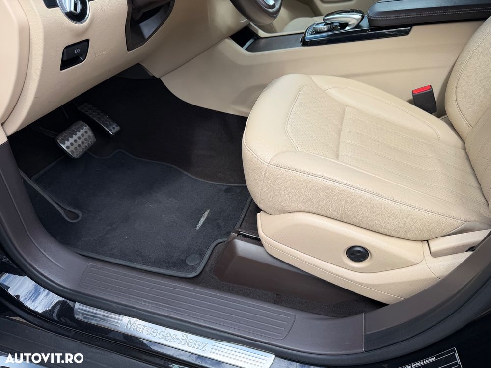 Mercedes-Benz GLE 350 d 4MATIC - 31