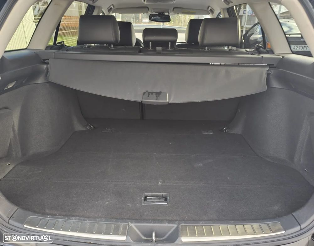 Toyota Avensis SD 2.0 D-4D Sol+P.Multimédia - 8