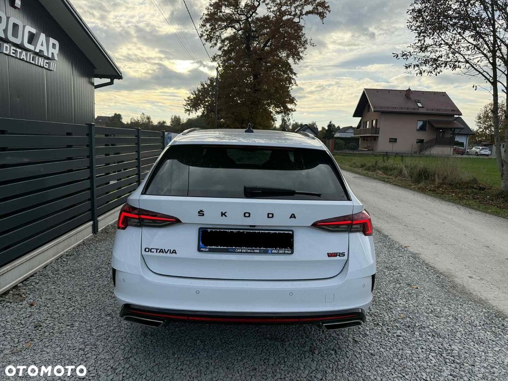 Skoda Octavia 2.0 TSI DSG RS 245 - 10