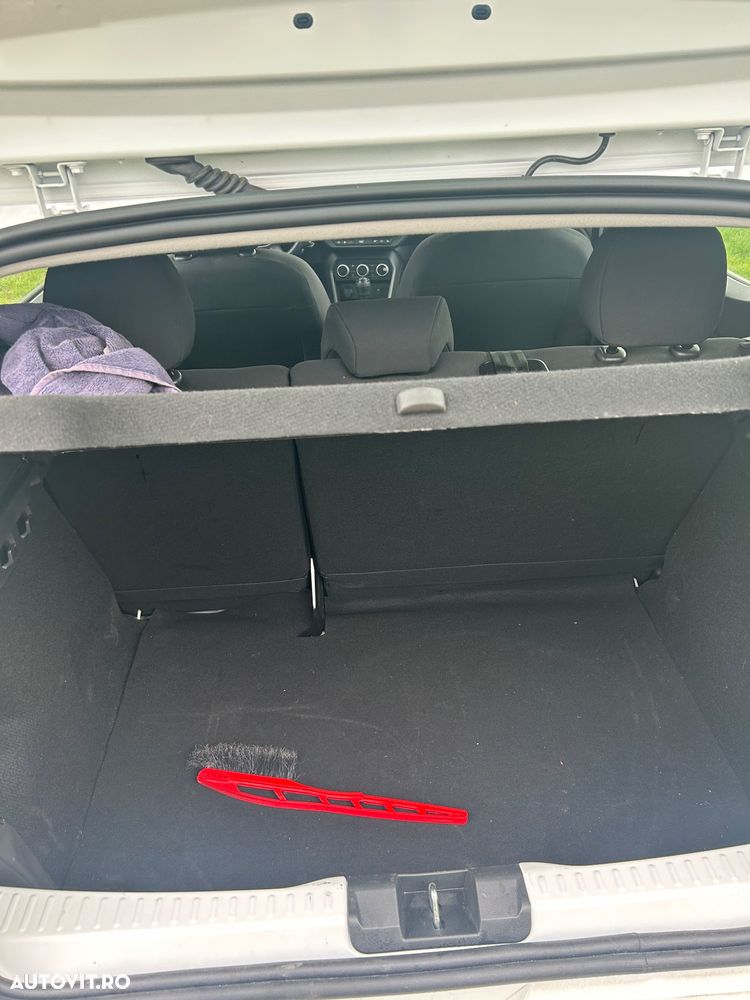 Dacia Sandero Stepway ECO-G 100 MT6 Expression - 11