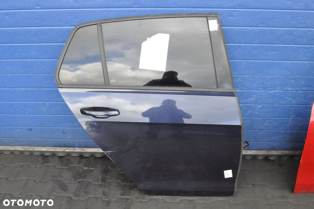 VOLKSWAGEN GOLF VII DRZWI PRAWY TYŁ TYLNE HB KOMPLETNE - 1