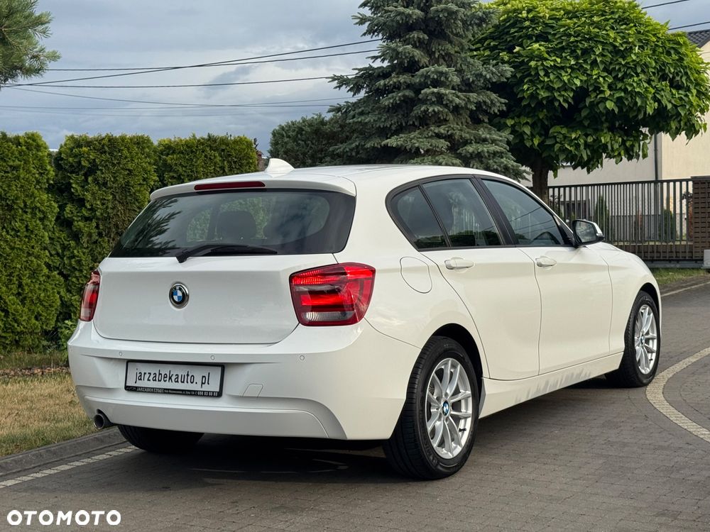 BMW Seria 1 116d - 6