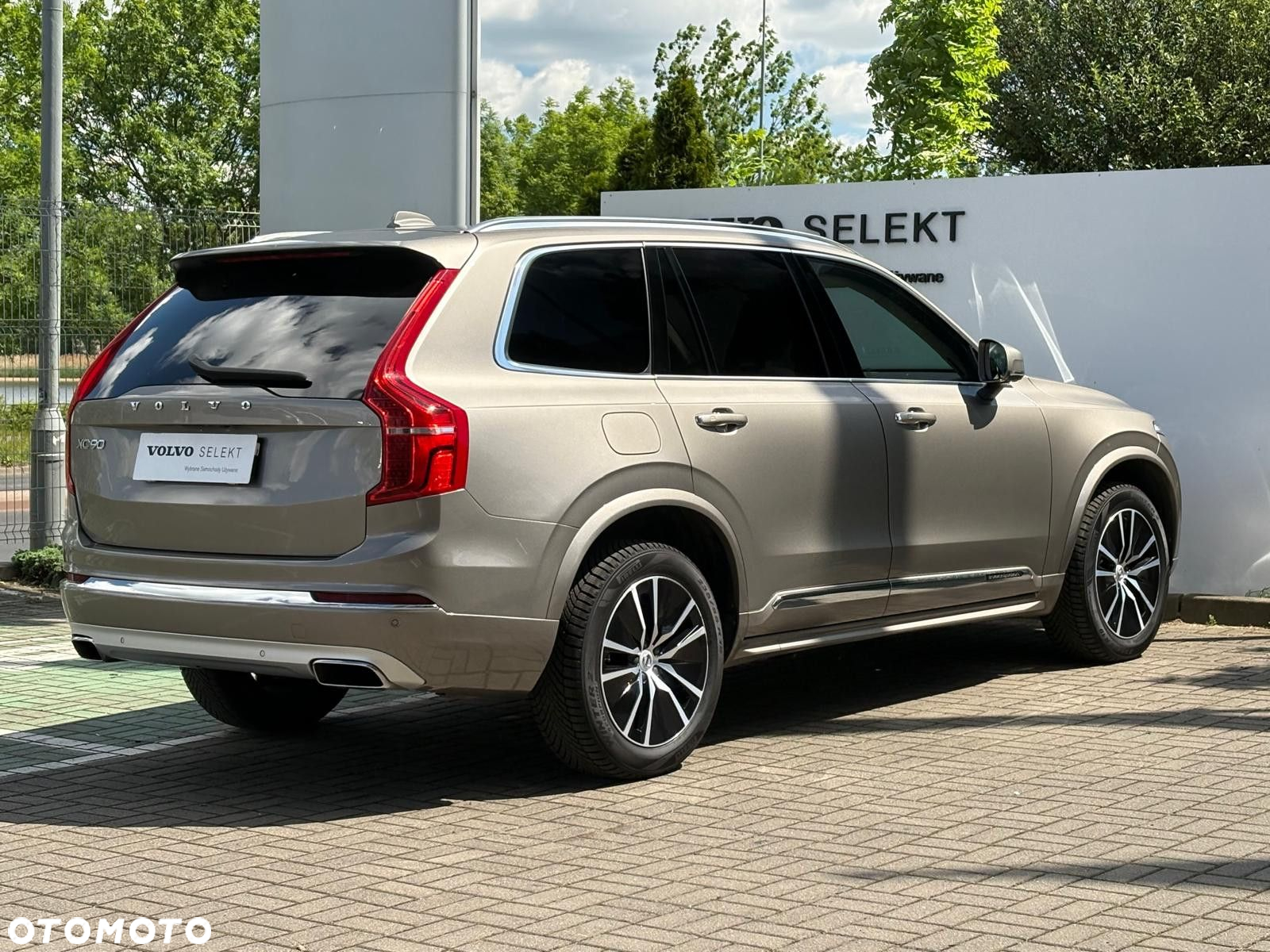 Volvo XC 90 - 7
