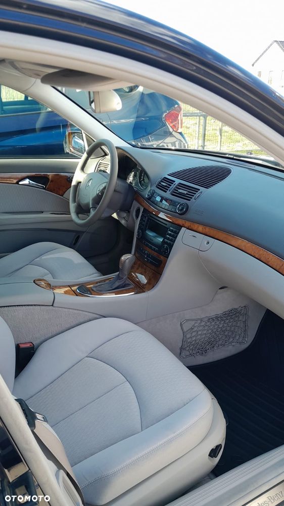 Mercedes-Benz Klasa E 320 Elegance - 11